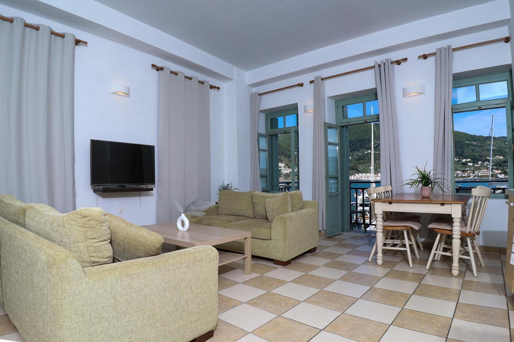 Faros Coastal Apartments Skopelos Town Exterior photo